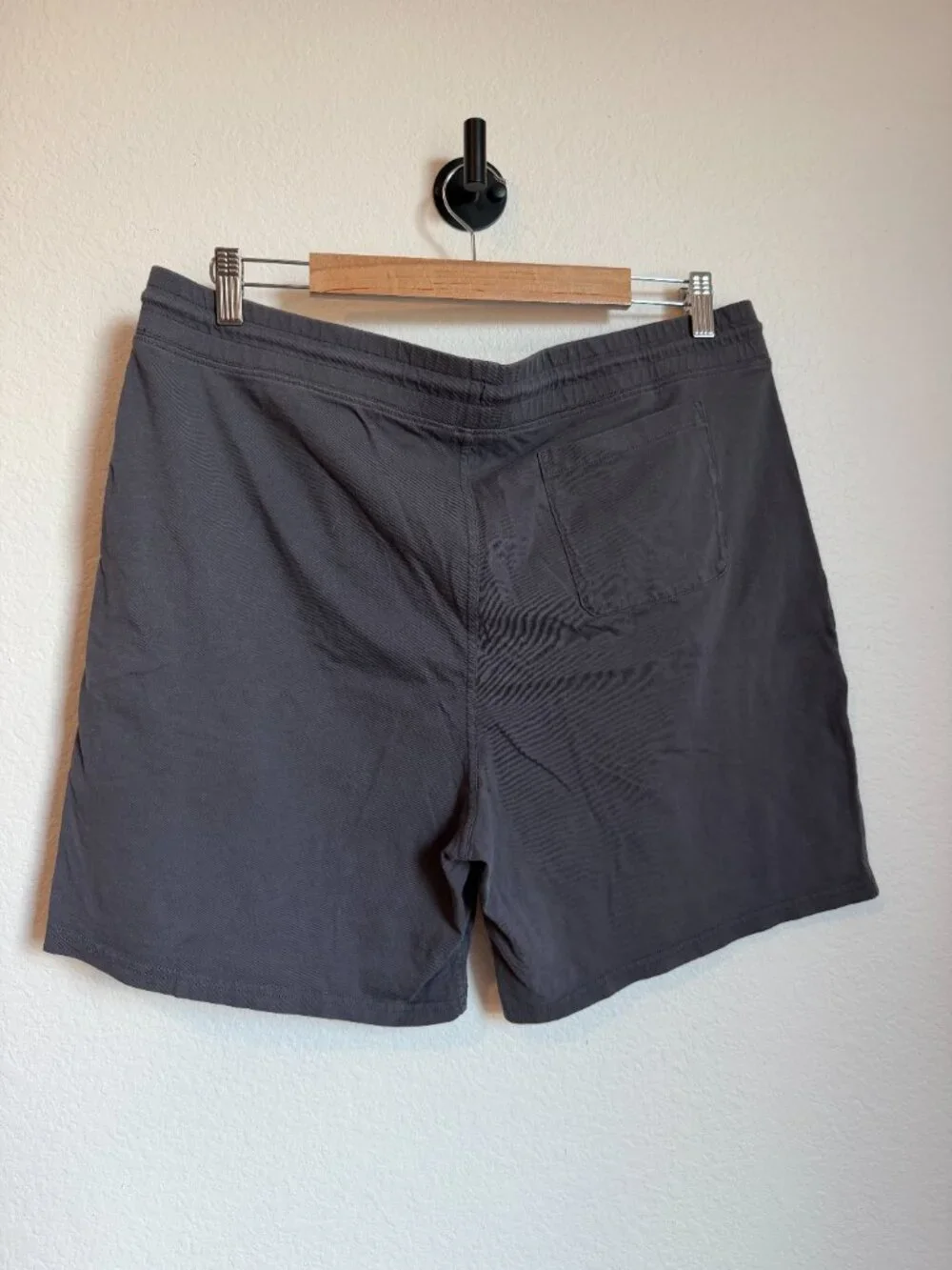 J. Crew Men's Charcoal Gray 100% Cotton Jersey Shorts Large